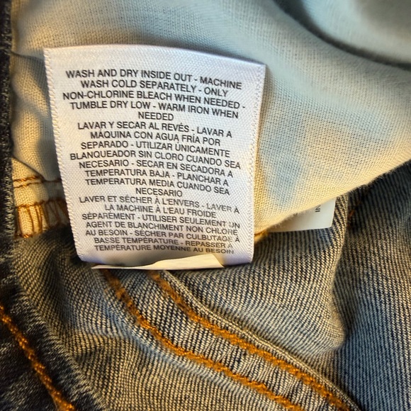 Jessica Simpson Blue Straight-Leg Jeans with Bleach Floral Details - Picture 11 of 16